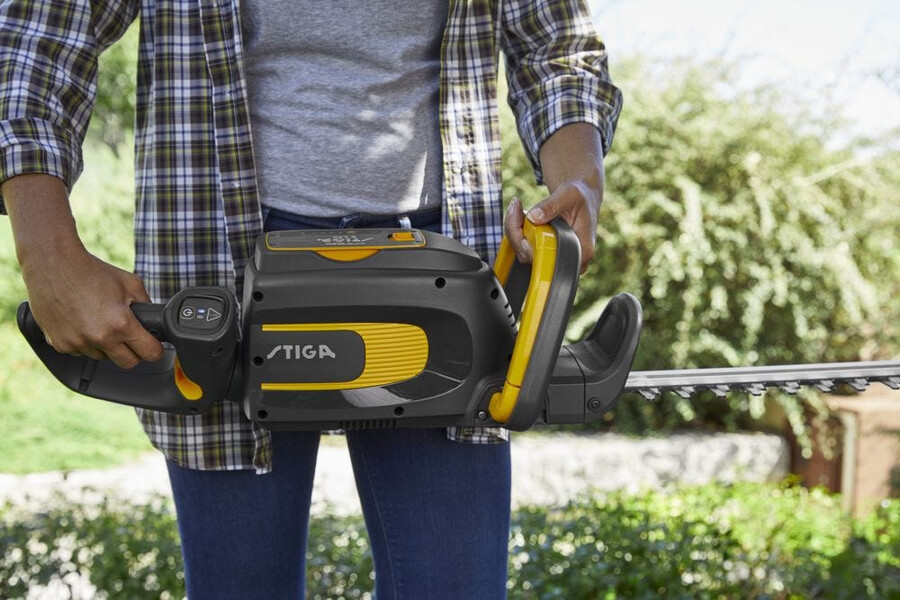 cordless hedge trimmer - ht 700e