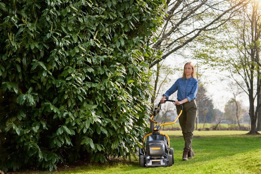cordless lawn mower - combi 753e v kit